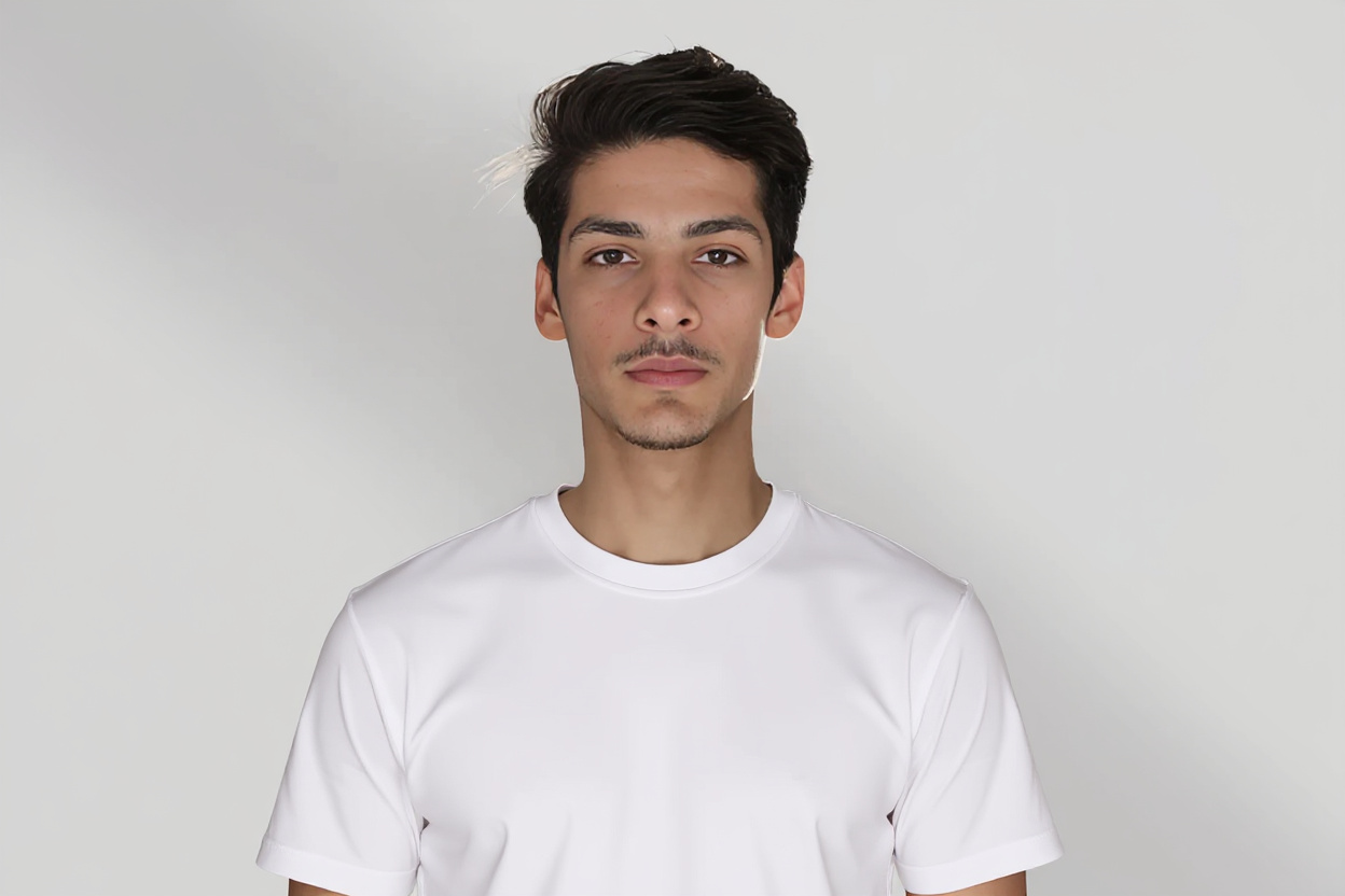 default turn his shirt color to white 1